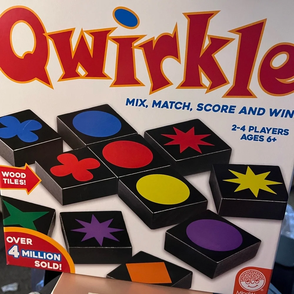 Qwirkle Game